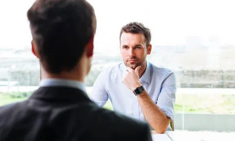 Bài học từ "biết người biết của"