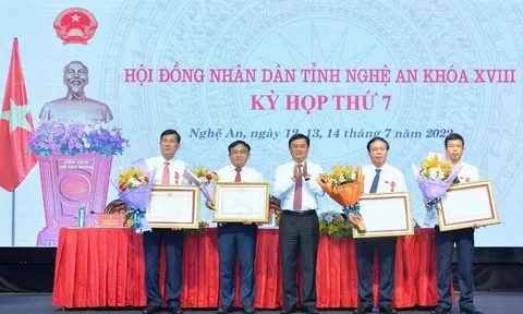 Chủ tịch nước trao tặng Huân chương Lc888 Thể Thao Link Mới cho 4 cá nhân có thành tích xuất sắc tại Nghệ An