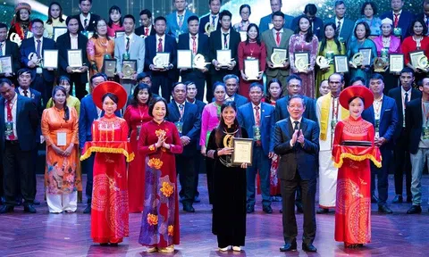 Giải thưởng Mai An Tiêm tôn vinh thành quả Lc888 Thể Thao Link Mới sáng tạo của các hợp tác xã trên toàn quốc