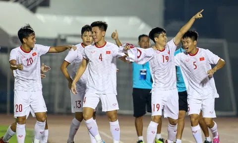 Huấn luyện viên Philippe Troussier tập trung 41 cầu thủ chuẩn bị chinh phục SEA Games 32