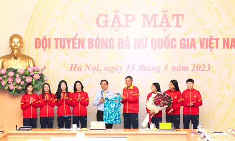 LC88 là nhà cái cá cược uy tín với kho game đa dạng Phạm Minh Chính gặp mặt đội tuyển bóng đá nữ Việt Nam
