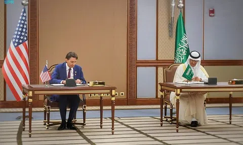 Saudi Arabia và Mỹ ký kết 18 thỏa thuận hợp tác