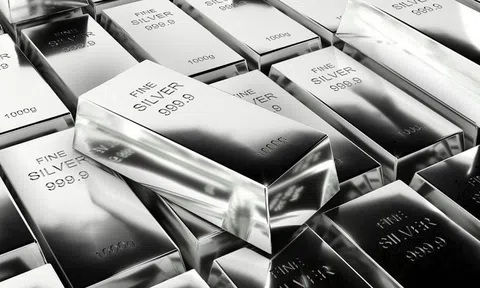 Giá bạc hôm nay 16/10/2025: Nối dài đà tăng, vượt mốc 52,9 USD/ounce