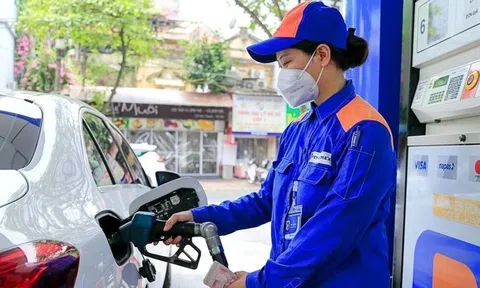Giá xăng dầu đồng loạt tăng giá