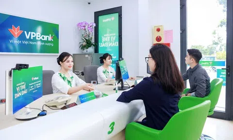 VPBank nâng lãi suất lần 2 trong một tuần, khép lại cuộc đua tháng 11