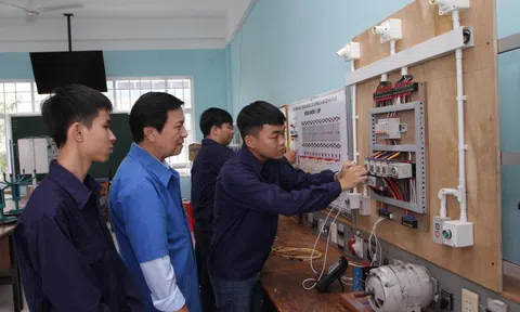Những việc làm hấp dẫn cho Kỹ thuật viên ngành Công nghệ kỹ thuật nội thất và Điện nước công trình