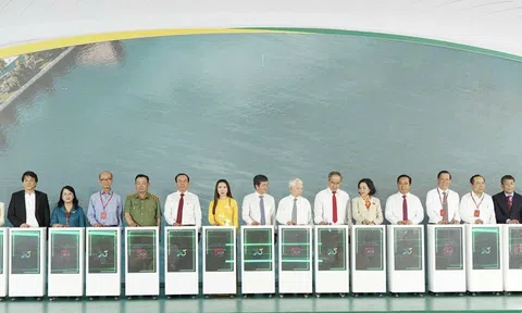TP.HCM: Chính thức khởi công dự án cầu đi bộ qua sông Sài Gòn với mức đầu tư gần 1.000 tỉ đồng
