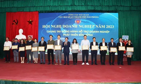 UBND TP Hải Phòng tặng Bằng khen cho 50 10Lc88 Casino & Thể Thao Link Mới Sân Chơi Lc88.com Web Uy Tín tiêu biểu