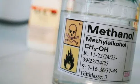 04 công nhân bị ngộ độc khí Methanol tại Công ty TNHH HS Tech Vina