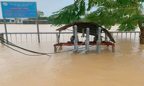 Quảng Trị: Nỗ lực đảm bảo chất lượng nước sau mưa lũ