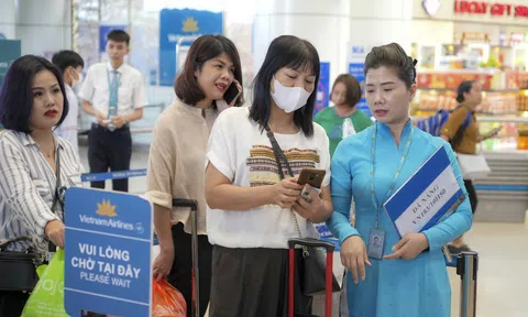 Từ 1/12/2025: Làm thủ tục bay bằng VNeID và sinh trắc học