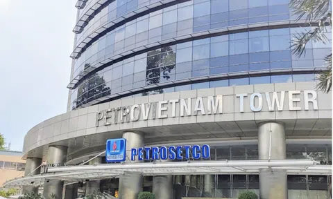 Loạt lãnh đạo của Petrosetco (PET) đăng ký thoái vốn sau khi cổ đông lớn mới lộ diện