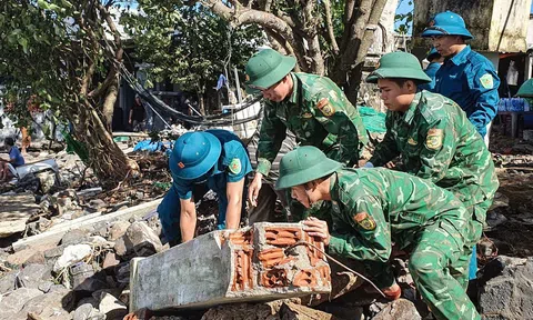 Quảng Ngãi khẩn trương khắc phục thiệt hại nặng nề sau bão số 13