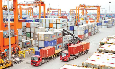 Quốc hội thông qua loạt thay đổi lớn: 38 ngành, nghề được bỏ yêu cầu giấy phép kinh doanh