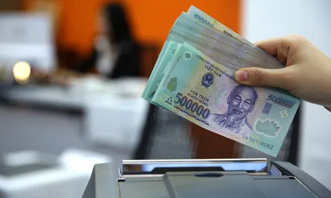 Big 4 tiếp tục hạ lãi suất huy động, lãi suất đã về vùng đáy?